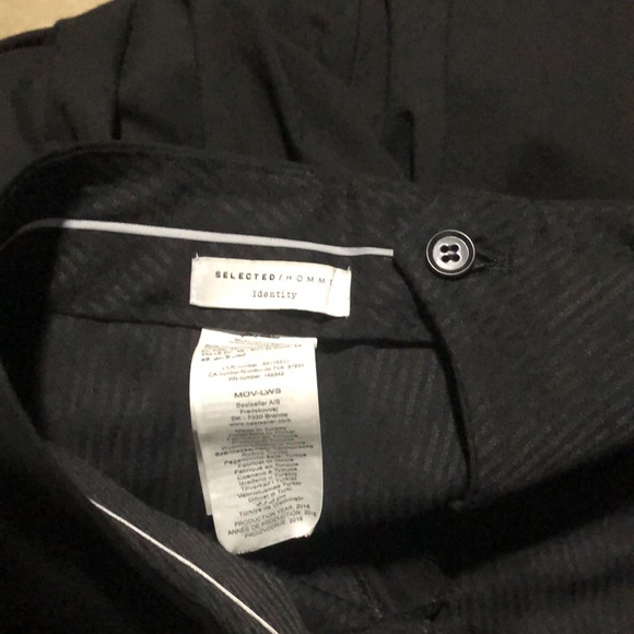 Men’s Black Dress Pants - Picture 8 of 10